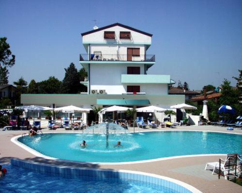 Oasi Otel 3*